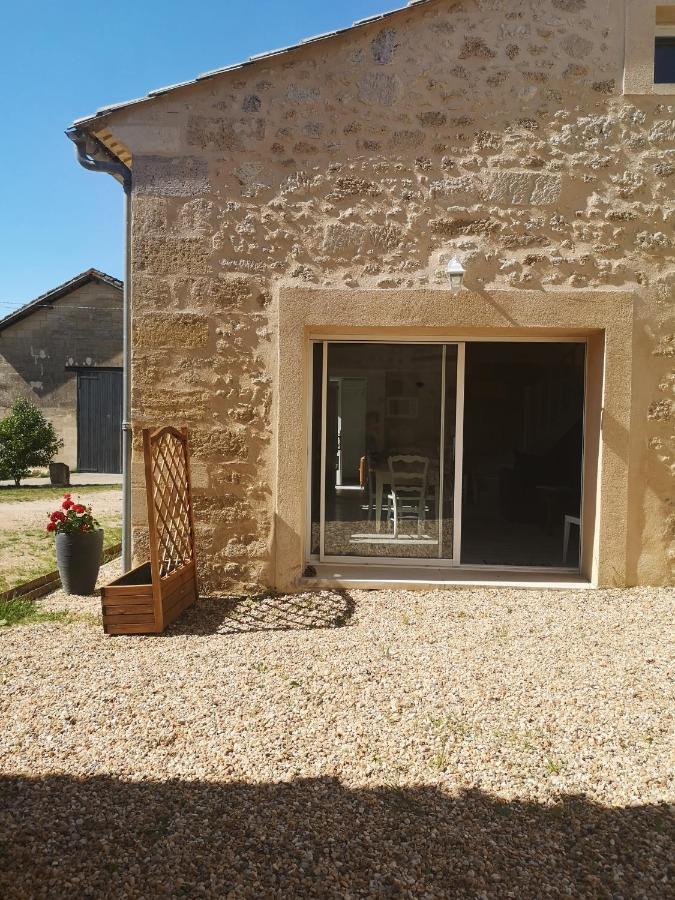 Longere Du Chateau Vieux Mougnac Petit-Palais-et-Cornemps Exterior foto